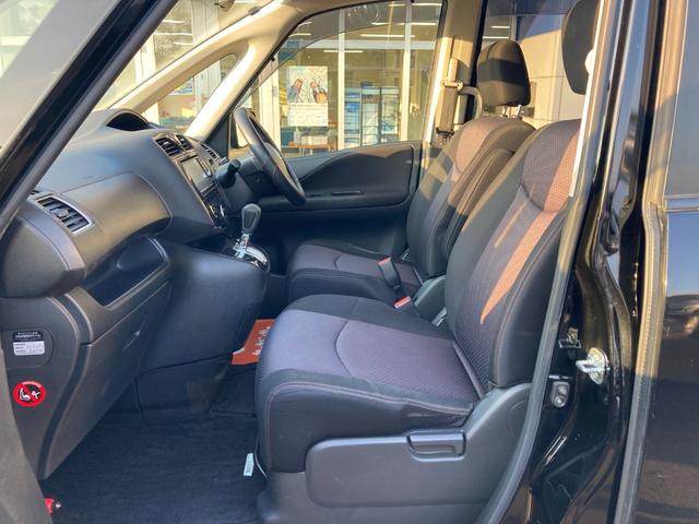 セレナ ハイウェイスターＧ　Ｓ－ハイブリッド　純正ＳＤナビ　地デジ　Ｂｌｕｅｔｏｏｔｈ　ＨＤＭＩ　両側パワースライド　革巻きハンドル　クルーズコントロール　アイドリングストップ　ＨＩＤ　ＥＴＣ　純正１６ＡＷ（20枚目）