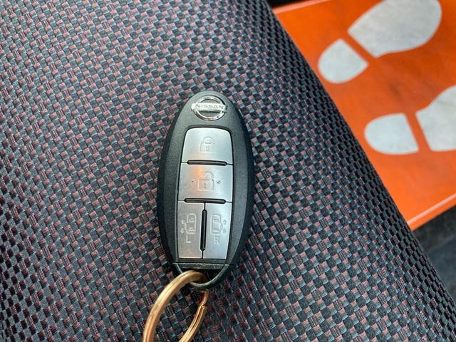 セレナ ハイウェイスターＧ　Ｓ－ハイブリッド　純正ＳＤナビ　地デジ　Ｂｌｕｅｔｏｏｔｈ　ＨＤＭＩ　両側パワースライド　革巻きハンドル　クルーズコントロール　アイドリングストップ　ＨＩＤ　ＥＴＣ　純正１６ＡＷ（25枚目）