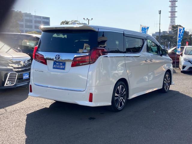 アルファード ２．５Ｓ　Ｃパッケージ　Ｗサンルーフ　黒革シート　フリップダウンモニター　７人乗り　プリクラッシュセーフティ　標識検知　ブラインドスポットモニター　純正１０インチＳＤナビ　Ｂｌｕｅｔｏｏｔｈ　ＨＤＭＩ　デジタルインナーミラー（2枚目）