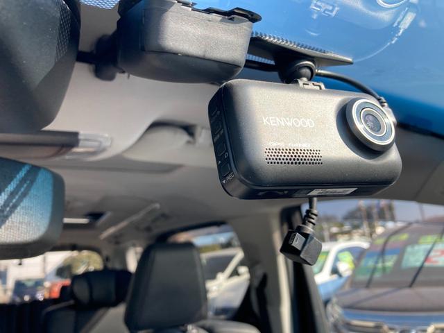 アルファード ２．５Ｓ　Ｃパッケージ　Ｗサンルーフ　黒革シート　フリップダウンモニター　７人乗り　プリクラッシュセーフティ　標識検知　ブラインドスポットモニター　純正１０インチＳＤナビ　Ｂｌｕｅｔｏｏｔｈ　ＨＤＭＩ　デジタルインナーミラー（20枚目）