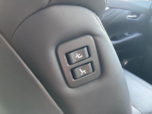 アルファード ２．５Ｓ　Ｃパッケージ　Ｗサンルーフ　黒革シート　フリップダウンモニター　７人乗り　プリクラッシュセーフティ　標識検知　ブラインドスポットモニター　純正１０インチＳＤナビ　Ｂｌｕｅｔｏｏｔｈ　ＨＤＭＩ　デジタルインナーミラー（26枚目）