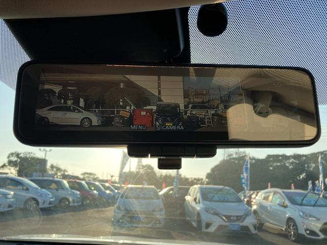 エクストレイル ２０Ｘｉ　後期モデル　４ＷＤ　プロパイロット　エマージェンシーブレーキ　後側方車両検知警報　純正ＳＤナビ　地デジ　Ｂｌｕｅｔｏｏｔｈ　ＨＤＭＩ　アラウンドビューモニター　ドラレコ　パワートランク　ルーフレール（20枚目）