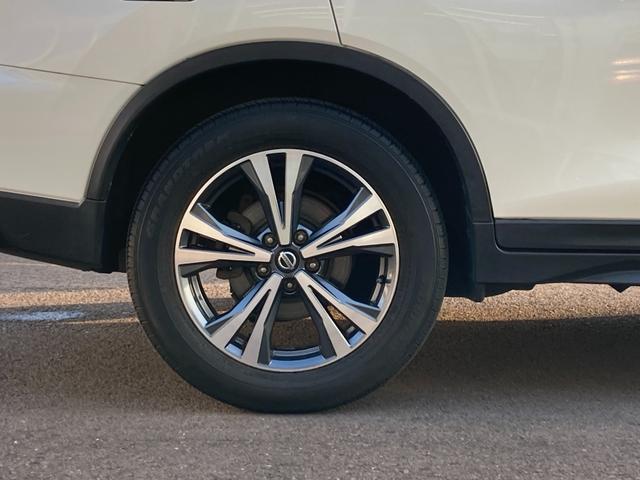 エクストレイル ２０Ｘｉ　後期モデル　４ＷＤ　プロパイロット　エマージェンシーブレーキ　後側方車両検知警報　純正ＳＤナビ　地デジ　Ｂｌｕｅｔｏｏｔｈ　ＨＤＭＩ　アラウンドビューモニター　ドラレコ　パワートランク　ルーフレール（31枚目）