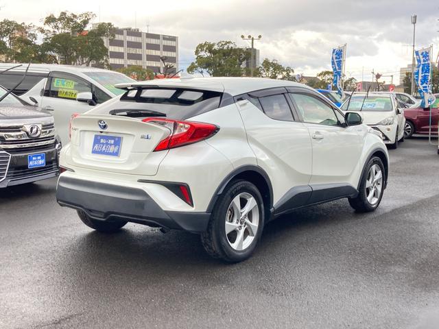 Ｃ－ＨＲ Ｓ　プリクラッシュセーフティ　車線逸脱警報　純正ＳＤナビ　地デジ　Ｂｌｕｅｔｏｏｔｈ　バックモニター　クルーズコントロール　レーダークルーズコントロール　ブレーキホールド　ＬＥＤ　ＥＴＣ　純正１７ＡＷ（2枚目）