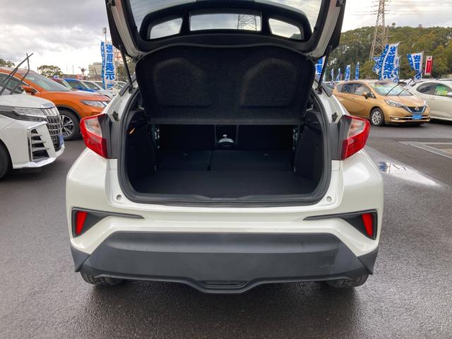 Ｃ－ＨＲ Ｓ　プリクラッシュセーフティ　車線逸脱警報　純正ＳＤナビ　地デジ　Ｂｌｕｅｔｏｏｔｈ　バックモニター　クルーズコントロール　レーダークルーズコントロール　ブレーキホールド　ＬＥＤ　ＥＴＣ　純正１７ＡＷ（7枚目）