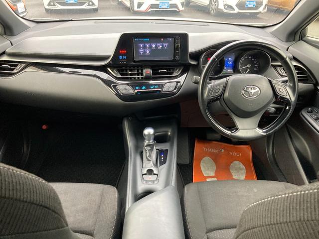 Ｃ－ＨＲ Ｓ　プリクラッシュセーフティ　車線逸脱警報　純正ＳＤナビ　地デジ　Ｂｌｕｅｔｏｏｔｈ　バックモニター　クルーズコントロール　レーダークルーズコントロール　ブレーキホールド　ＬＥＤ　ＥＴＣ　純正１７ＡＷ（8枚目）