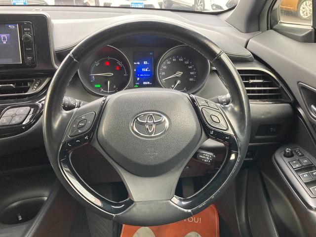 Ｃ－ＨＲ Ｓ　プリクラッシュセーフティ　車線逸脱警報　純正ＳＤナビ　地デジ　Ｂｌｕｅｔｏｏｔｈ　バックモニター　クルーズコントロール　レーダークルーズコントロール　ブレーキホールド　ＬＥＤ　ＥＴＣ　純正１７ＡＷ（14枚目）