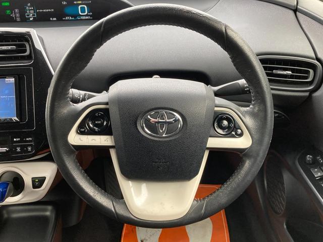 プリウス Ｓ　カロッツェリアＳＤナビ　地デジ　Ｂｌｕｅｔｏｏｔｈ　バックモニター　ドラレコ　革巻きハンドル　エアロパーツ　ＥＴＣ　ＬＯＸＲＮＹ１９ＡＷ（13枚目）