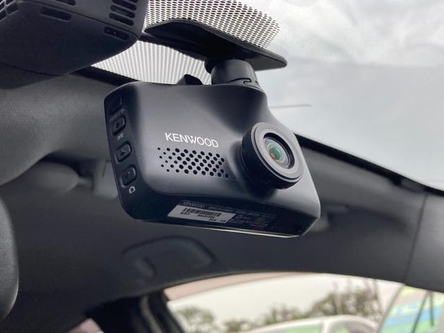 プリウス Ｓ　カロッツェリアＳＤナビ　地デジ　Ｂｌｕｅｔｏｏｔｈ　バックモニター　ドラレコ　革巻きハンドル　エアロパーツ　ＥＴＣ　ＬＯＸＲＮＹ１９ＡＷ（15枚目）