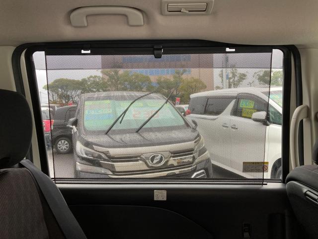 セレナ ｅ－パワー　ハイウェイスターＶ　フリップダウンモニター　７人乗り　プロパイロット　エマージェンシーブレーキ　標識認識機能　純正９インチＳＤナビ　地デジ　Ｂｌｕｅｔｏｏｔｈ　ＨＤＭＩ　ドラレコ　デジタルインナーミラー　レーダークルーズ（27枚目）