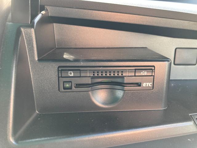 エスティマ アエラス　フリップダウンモニター　７人乗り　純正ＳＤナビ　地デジ　Ｂｌｕｅｔｏｏｔｈ　バックモニター　ドラレコ　両側パワースライド　革巻きハンドル　クルーズコントロール　レザー調シートカバー　オットマンシート（17枚目）