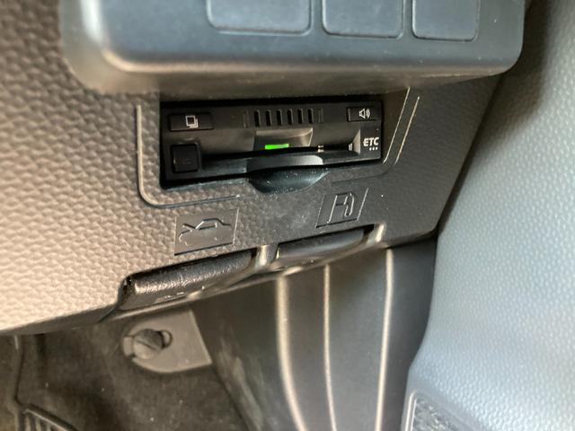 ルーミー 　プリクラッシュセーフティ　先行車発進告知　純正９インチＳＤナビ　地デジ　Ｂｌｕｅｔｏｏｔｈ　ドラレコ　両側パワースライド　クルーズコントロール　レザー調シートカバー　ＬＥＤ　ＥＴＣ　純正１４ＡＷ（19枚目）