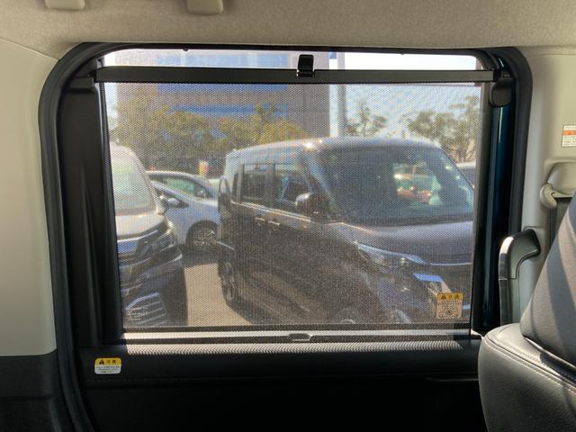 ルーミー 　プリクラッシュセーフティ　先行車発進告知　純正９インチＳＤナビ　地デジ　Ｂｌｕｅｔｏｏｔｈ　ドラレコ　両側パワースライド　クルーズコントロール　レザー調シートカバー　ＬＥＤ　ＥＴＣ　純正１４ＡＷ（20枚目）