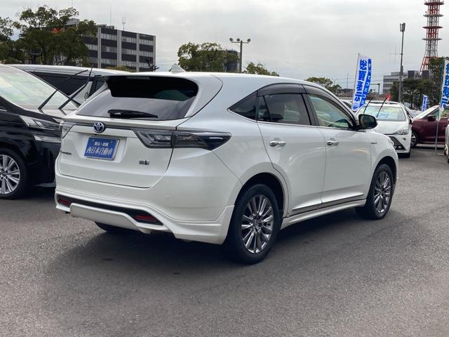 ハリアーハイブリッド プレミアム　アドバンスドパッケージ　４ＷＤ　プリクラッシュセーフティ　純正ナビ　地デジ　Ｂｌｕｅｔｏｏｔｈ　３６０°ビューモニター　前後ドラレコ　ＪＢＬスピーカー　運転席パワーシート　パワートランク　オートハイビーム（2枚目）