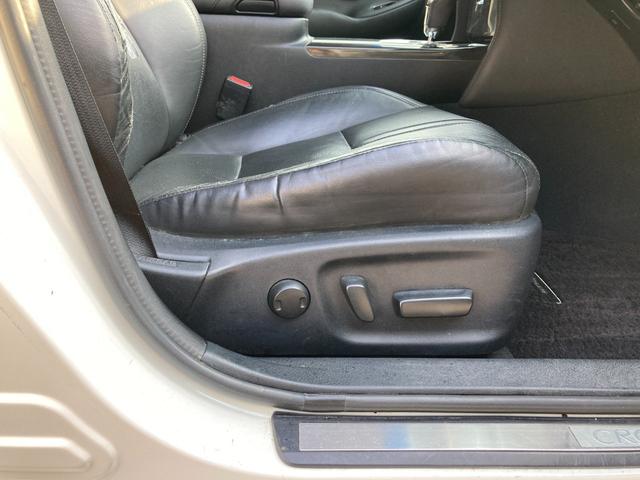 クラウンハイブリッド アスリートＳ　純正ＨＤＤナビ　地デジ　Ｂｌｕｅｔｏｏｔｈ　バックモニター　黒革シート　前席シートヒーター・シートエアコン　前席パワーシート　ウッドコンビハンドル　クルーズコントロール　ＥＴＣ　純正１７ＡＷ（17枚目）