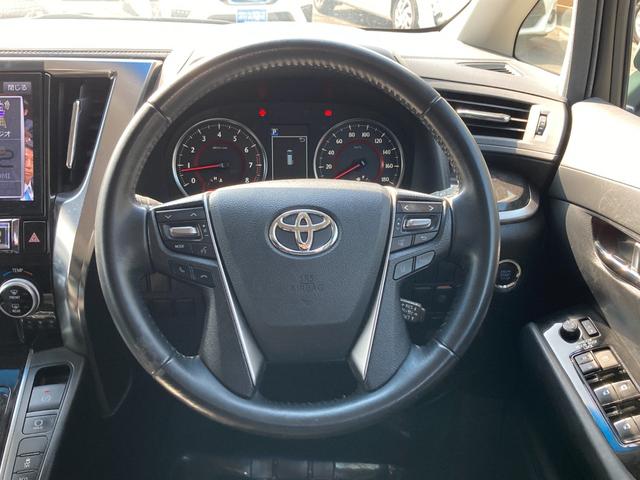 アルファード ２．５Ｓ　Ａパッケージ　Ｗサンルーフ　アルパイン１２．８インチフリップダウンモニター　プリクラッシュセーフティ　パーキングサポートブレーキ　アルパイン１１インチナビ　地デジ　Ｂｌｕｅｔｏｏｔｈ　ＨＤＭＩ　ドラレコ　ＬＥＤ（17枚目）