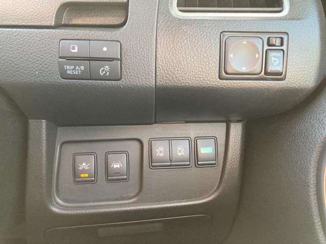 セレナ ハイウェイスター　Ｖセレ＋セーフティ　ＳＨＶ　Ａセフ　エマージェンシーブレーキ　純正ナビ　Ｂｌｕｅｔｏｏｔｈ　アラウンドビューモニター　フリップダウンモニター　ドラレコ　両側パワースライド　革巻きハンドル　クルーズコントロール　ロールサンシェード　ＥＴＣ（19枚目）