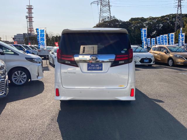 アルファード ２．５Ｓ　Ｃパッケージ　Ｗサンルーフ　フリップダウンモニター　プリクラッシュセーフティ　純正ＳＤナビ　地デジ　Ｂｌｕｅｔｏｏｔｈ　３６０°ビューモニター　ドラレコ　ＪＢＬスピーカー　前席パワーシート　運転席シートメモリー（4枚目）