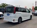 ノア Ｓｉ　フリップダウンモニター　７人乗り　純正９インチＳＤナビ　地デジ　Ｂｌｕｅｔｏｏｔｈ　バックモニター　ドラレコ　両側パワースライド　ロールサンシェード　アイドリングストップ　純正１６ＡＷ（2枚目）