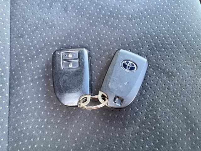 ハイエースバン スーパーＧＬ　ダークプライムＩＩ　６型　新品ベッドキット　ソーラーテクトガラス　パノラミックビュー　クリアランスソナー　トヨタセーフティセンス　ドライブレコーダー前後　ビルトインＥＴＣ２．０　助手席エアバック　純正ＬＥＤヘッドライト（51枚目）