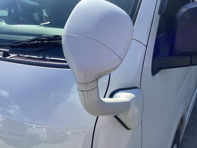 ハイエースバン ロングDX GLパッケージ 6型 ハイルーフ パノラミックビュー ダブルエアコン クリアランスソナー 純正LEDヘッドライト デジタルインナーミラー トヨタセーフティセンス ドライブレコーダー リアヒーター 内張レザー変更(16枚目)