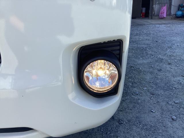 ハイエースバン ロングDX GLパッケージ 6型 ハイルーフ パノラミックビュー ダブルエアコン クリアランスソナー 純正LEDヘッドライト デジタルインナーミラー トヨタセーフティセンス ドライブレコーダー リアヒーター 内張レザー変更(18枚目)