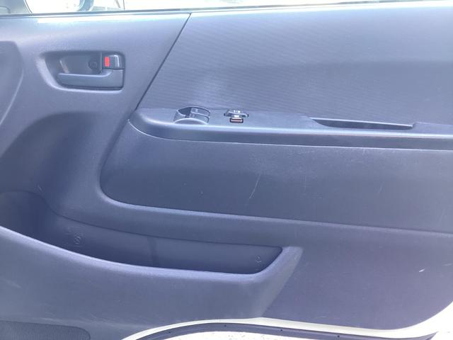 レジアスエースバン 　５型　低温強化バン　ＤＥＮＳＯ製―２２℃冷凍機　４ＷＤ　寒冷地仕様　ミラー型バックモニター　純正セキュリティ　ビルトインＥＴＣ　イージークローザー　電動格納ミラー　キーレス　レベライザー（15枚目）