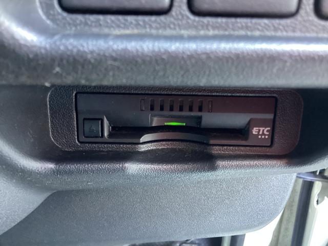 レジアスエースバン 　５型　低温強化バン　ＤＥＮＳＯ製―２２℃冷凍機　４ＷＤ　寒冷地仕様　ミラー型バックモニター　純正セキュリティ　ビルトインＥＴＣ　イージークローザー　電動格納ミラー　キーレス　レベライザー（19枚目）