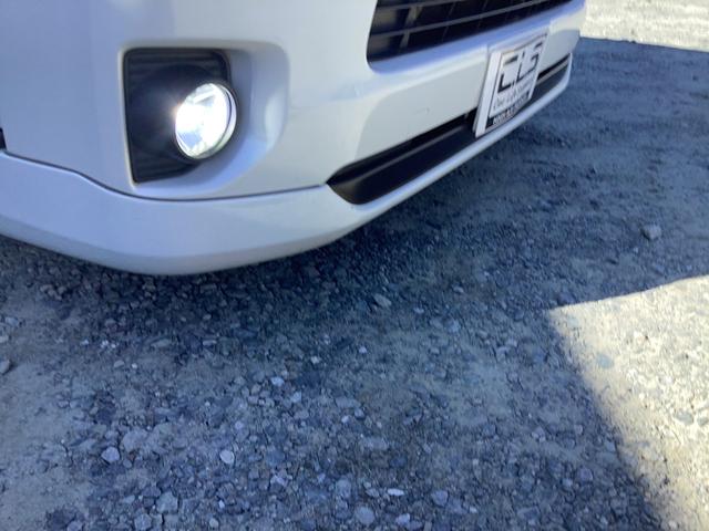 ハイエースバン スーパーＧＬ　ダークプライムＩＩ　６型　社外エアロ４点　アルパインＢＩＧＸ　両側パワースライドドア　ワンオーナー　ローダウン　社外ウインカーミラー　クリアランスソナー　トヨタセーフティセンス　オーバーフェンダー　ＬＥＤフォグランプ（22枚目）