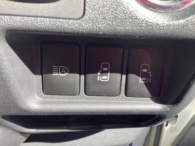 ハイエースバン スーパーＧＬ　ダークプライムＩＩ　６型　社外エアロ４点　アルパインＢＩＧＸ　両側パワースライドドア　ワンオーナー　ローダウン　社外ウインカーミラー　クリアランスソナー　トヨタセーフティセンス　オーバーフェンダー　ＬＥＤフォグランプ（30枚目）