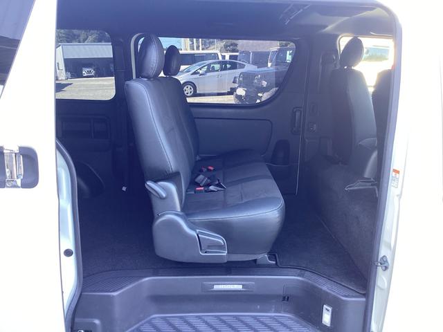 ハイエースバン スーパーＧＬ　ダークプライムＩＩ　６型　社外エアロ４点　アルパインＢＩＧＸ　両側パワースライドドア　ワンオーナー　ローダウン　社外ウインカーミラー　クリアランスソナー　トヨタセーフティセンス　オーバーフェンダー　ＬＥＤフォグランプ（54枚目）