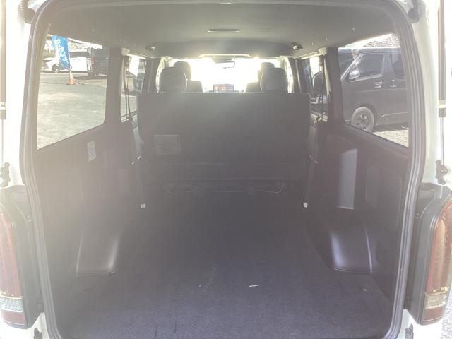 ハイエースバン スーパーＧＬ　ダークプライムＩＩ　６型　社外エアロ４点　アルパインＢＩＧＸ　両側パワースライドドア　ワンオーナー　ローダウン　社外ウインカーミラー　クリアランスソナー　トヨタセーフティセンス　オーバーフェンダー　ＬＥＤフォグランプ（56枚目）