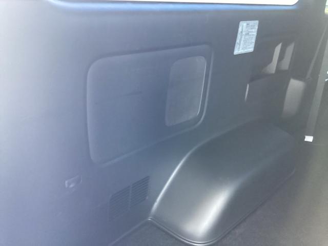 ハイエースバン スーパーＧＬ　ダークプライムＩＩ　６型　社外エアロ４点　アルパインＢＩＧＸ　両側パワースライドドア　ワンオーナー　ローダウン　社外ウインカーミラー　クリアランスソナー　トヨタセーフティセンス　オーバーフェンダー　ＬＥＤフォグランプ（58枚目）