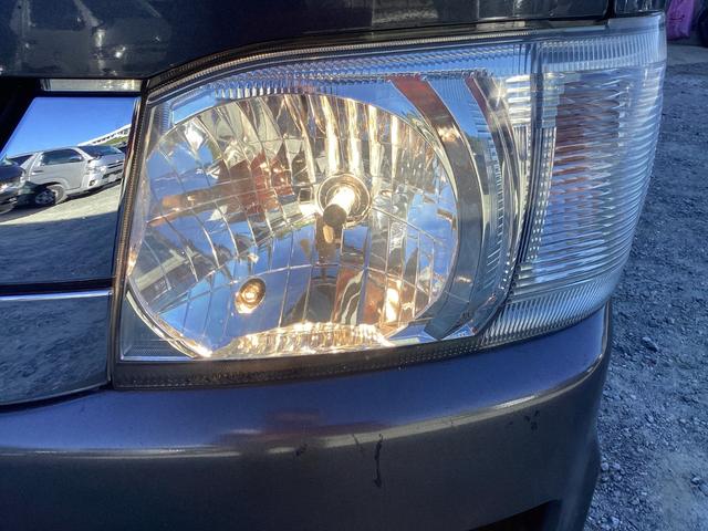 ハイエースバン ロングスーパーＧＬ　２型　新品タイミングベルト　ローダウン　社外フロントスポイラー　ルーフスポイラー　アルパインツイーター　バックカメラ　純正ＳＤナビ　ＥＴＣ　ダブルエアコン　レベライザー　１００Ｖ電源（11枚目）