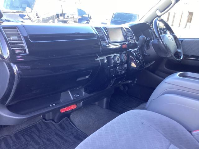 ハイエースバン ロングスーパーＧＬ　２型　新品タイミングベルト　ローダウン　社外フロントスポイラー　ルーフスポイラー　アルパインツイーター　バックカメラ　純正ＳＤナビ　ＥＴＣ　ダブルエアコン　レベライザー　１００Ｖ電源（33枚目）