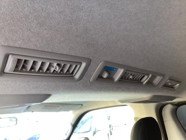 レジアスエースバン ロングスーパーＧＬ　４型後期　タイミングベルト交換渡し　純正ＬＥＤヘッドライト　プッシュスタート　リアスライドガラス小窓　ビルトインＥＴＣ　１００Ｖ電源　バックカメラ　ダブルエアコン　フルセグ視聴　イージークローザー（33枚目）