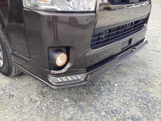 ハイエースバン スーパーＧＬ　５０ＴＨ　アニバーサリーリミテッド　５型　社外デイライト付きフロントスポイラー　両側パワースライドドア　トヨタセーフティセンス　カロッツェリアＳＤナビ　ドライブレコーダー　社外ウッドコンビハンドル　荷室ＣＦシート　助手席エアバック（15枚目）