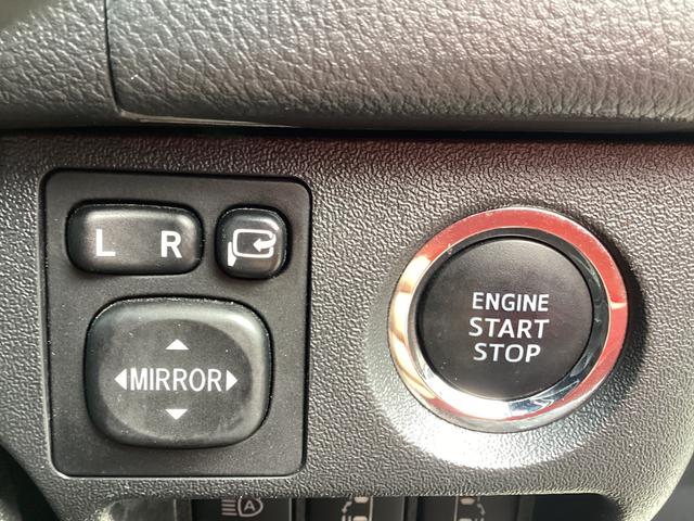 ハイエースバン スーパーＧＬ　５０ＴＨ　アニバーサリーリミテッド　５型　社外デイライト付きフロントスポイラー　両側パワースライドドア　トヨタセーフティセンス　カロッツェリアＳＤナビ　ドライブレコーダー　社外ウッドコンビハンドル　荷室ＣＦシート　助手席エアバック（20枚目）