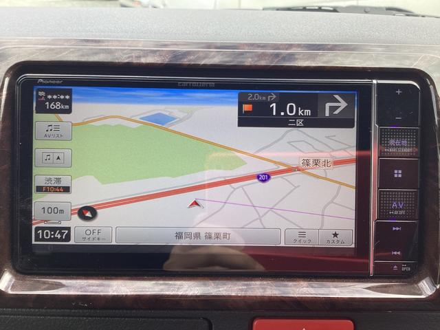 ハイエースバン スーパーＧＬ　５０ＴＨ　アニバーサリーリミテッド　５型　社外デイライト付きフロントスポイラー　両側パワースライドドア　トヨタセーフティセンス　カロッツェリアＳＤナビ　ドライブレコーダー　社外ウッドコンビハンドル　荷室ＣＦシート　助手席エアバック（30枚目）