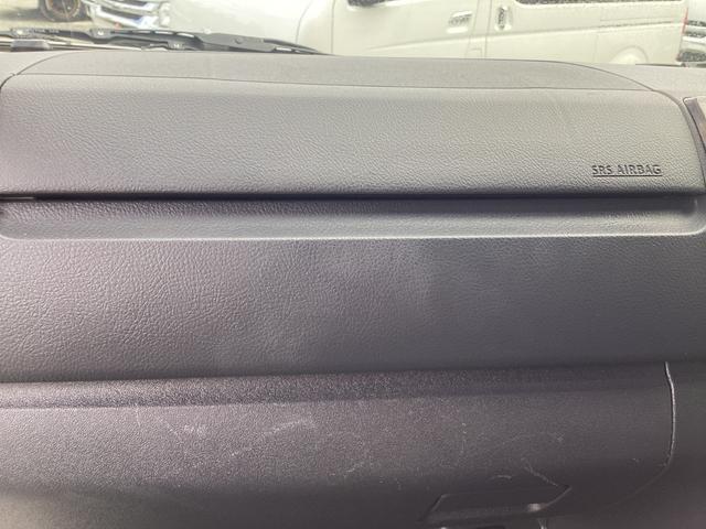 ハイエースバン スーパーＧＬ　５０ＴＨ　アニバーサリーリミテッド　５型　社外デイライト付きフロントスポイラー　両側パワースライドドア　トヨタセーフティセンス　カロッツェリアＳＤナビ　ドライブレコーダー　社外ウッドコンビハンドル　荷室ＣＦシート　助手席エアバック（35枚目）