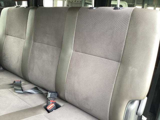 ハイエースバン スーパーＧＬ　５０ＴＨ　アニバーサリーリミテッド　５型　社外デイライト付きフロントスポイラー　両側パワースライドドア　トヨタセーフティセンス　カロッツェリアＳＤナビ　ドライブレコーダー　社外ウッドコンビハンドル　荷室ＣＦシート　助手席エアバック（40枚目）