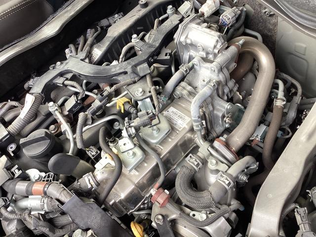 ハイエースバン スーパーＧＬ　５０ＴＨ　アニバーサリーリミテッド　５型　社外デイライト付きフロントスポイラー　両側パワースライドドア　トヨタセーフティセンス　カロッツェリアＳＤナビ　ドライブレコーダー　社外ウッドコンビハンドル　荷室ＣＦシート　助手席エアバック（51枚目）