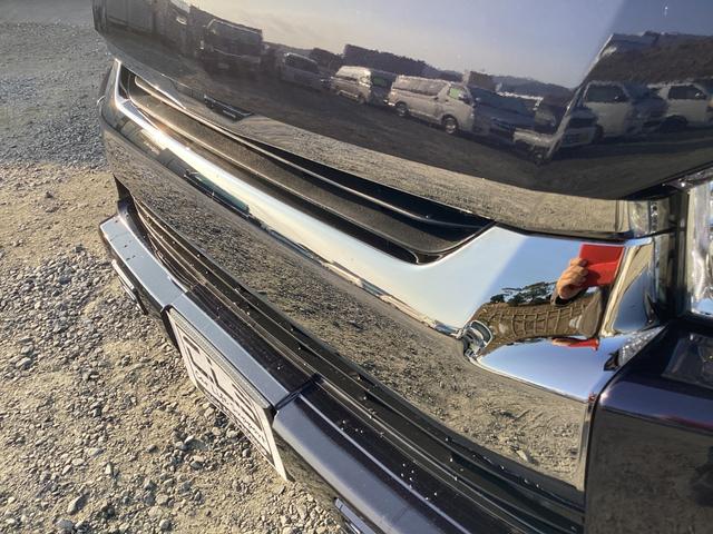 レジアスエースバン スーパーＧＬ　ダークプライム　４型　社外アルミホイール　バットフェイスボンネット　コートテクトガラス　ローダウン　ＬＥＤデイライト付きバンパーガード　フリップダウンモニター　社外テールランプ　ＬＥＤフォグランプ　ハンガーバー（16枚目）