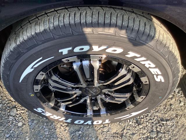 レジアスエースバン スーパーＧＬ　ダークプライム　４型　社外アルミホイール　バットフェイスボンネット　コートテクトガラス　ローダウン　ＬＥＤデイライト付きバンパーガード　フリップダウンモニター　社外テールランプ　ＬＥＤフォグランプ　ハンガーバー（19枚目）