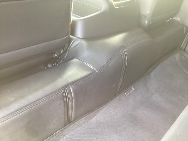 レジアスエースバン スーパーＧＬ　ダークプライム　４型　社外アルミホイール　バットフェイスボンネット　コートテクトガラス　ローダウン　ＬＥＤデイライト付きバンパーガード　フリップダウンモニター　社外テールランプ　ＬＥＤフォグランプ　ハンガーバー（41枚目）