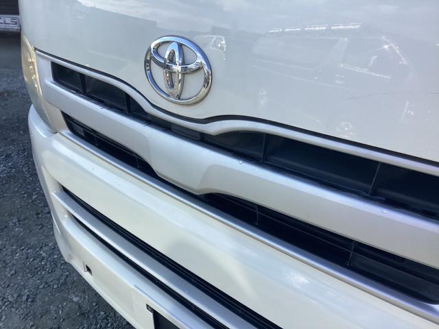 ハイエースバン 　３型後期　中温冷凍バン　ＤＥＮＳＯ製－７℃冷凍機　ＧＬパッケージ仕様　バックカメラ　メッキ電動格納ミラー　タイミングベルト交換済み　同色バンパー　ＥＴＣ　キーレス　レベライザー（11枚目）