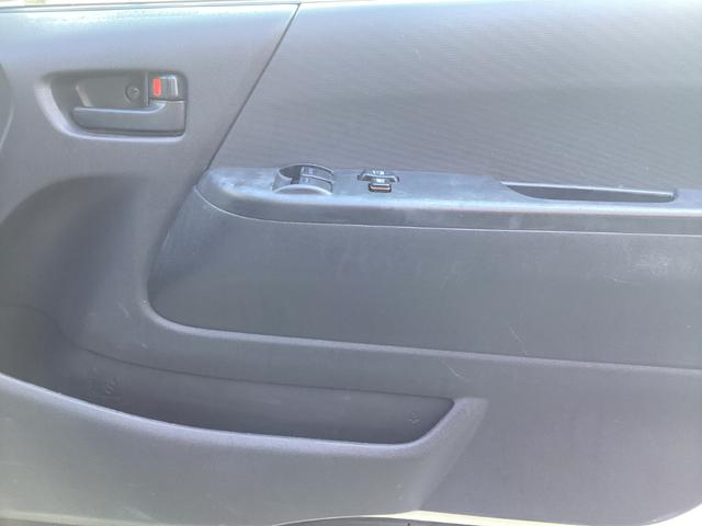 ハイエースバン 　３型後期　中温冷凍バン　ＤＥＮＳＯ製－７℃冷凍機　ＧＬパッケージ仕様　バックカメラ　メッキ電動格納ミラー　タイミングベルト交換済み　同色バンパー　ＥＴＣ　キーレス　レベライザー（14枚目）