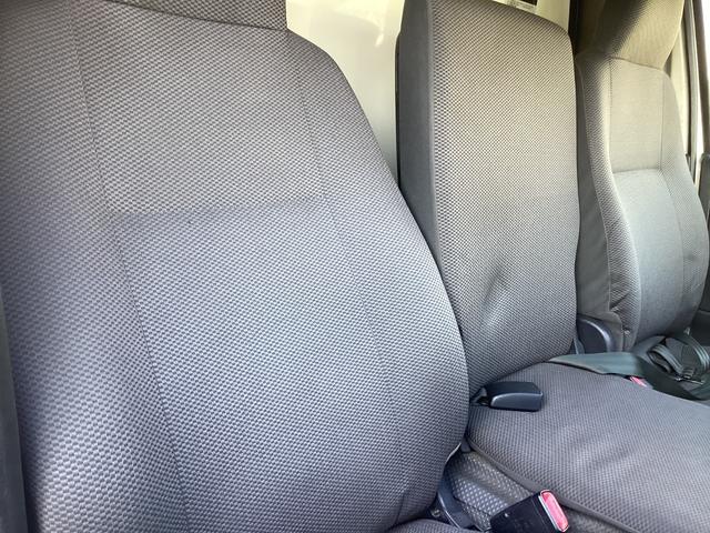 ハイエースバン 　３型後期　中温冷凍バン　ＤＥＮＳＯ製－７℃冷凍機　ＧＬパッケージ仕様　バックカメラ　メッキ電動格納ミラー　タイミングベルト交換済み　同色バンパー　ＥＴＣ　キーレス　レベライザー（16枚目）