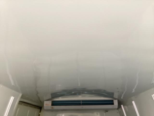 ハイエースバン 　３型後期　中温冷凍バン　ＤＥＮＳＯ製－７℃冷凍機　ＧＬパッケージ仕様　バックカメラ　メッキ電動格納ミラー　タイミングベルト交換済み　同色バンパー　ＥＴＣ　キーレス　レベライザー（37枚目）