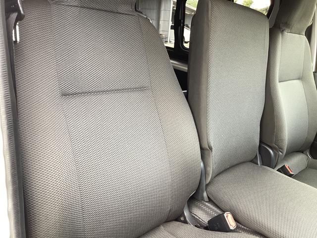 ハイエースバン ロングＤＸ　６型　ＧＬパッケージ仕様　クリアランスソナー　トヨタセーフティセンス　リアスライドガラス小窓　ドライブレコーダー　カロッツェリアＳＤナビ　純正セキュリティ　内張レザー変更　ビルトインＥＴＣ　キーレス（19枚目）